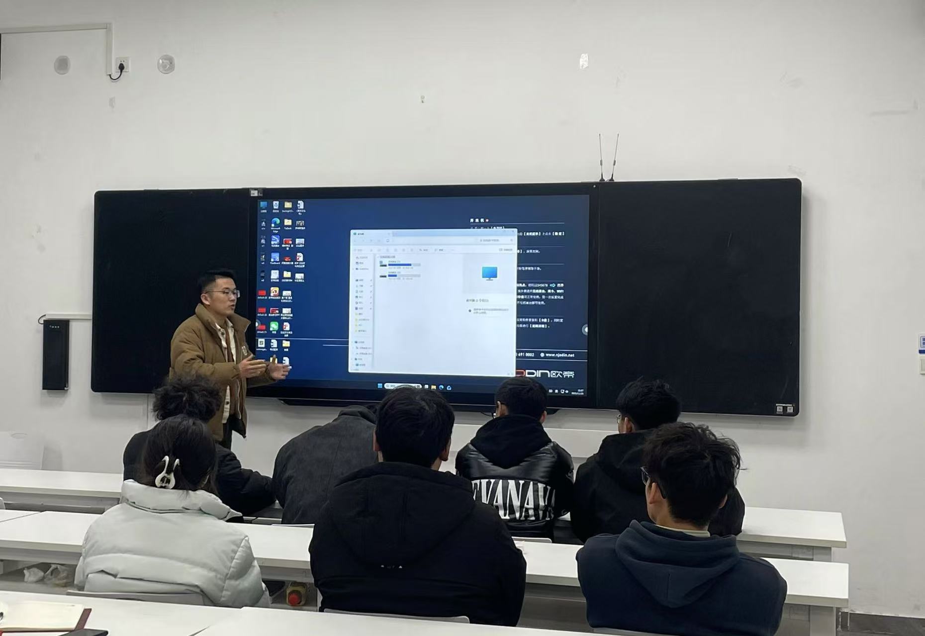 1764146539477210.jpg 1764146539477210.jpg