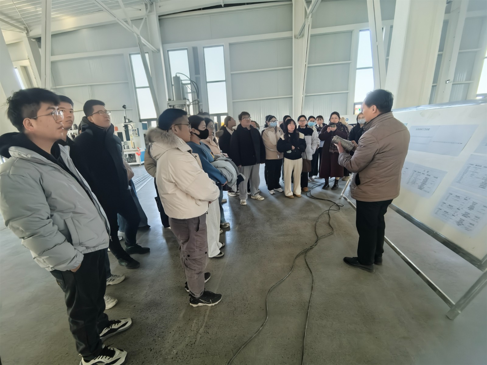 1764759179869289.jpg 1764759179869289.jpg